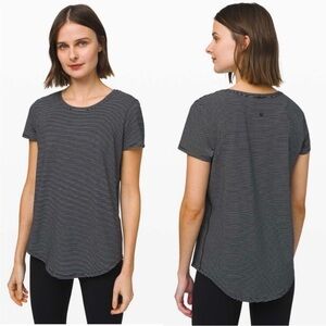 Lululemon Athletica Love Crew Tee Top T-shirt Curved Hem Pima Cotton Navy Blue